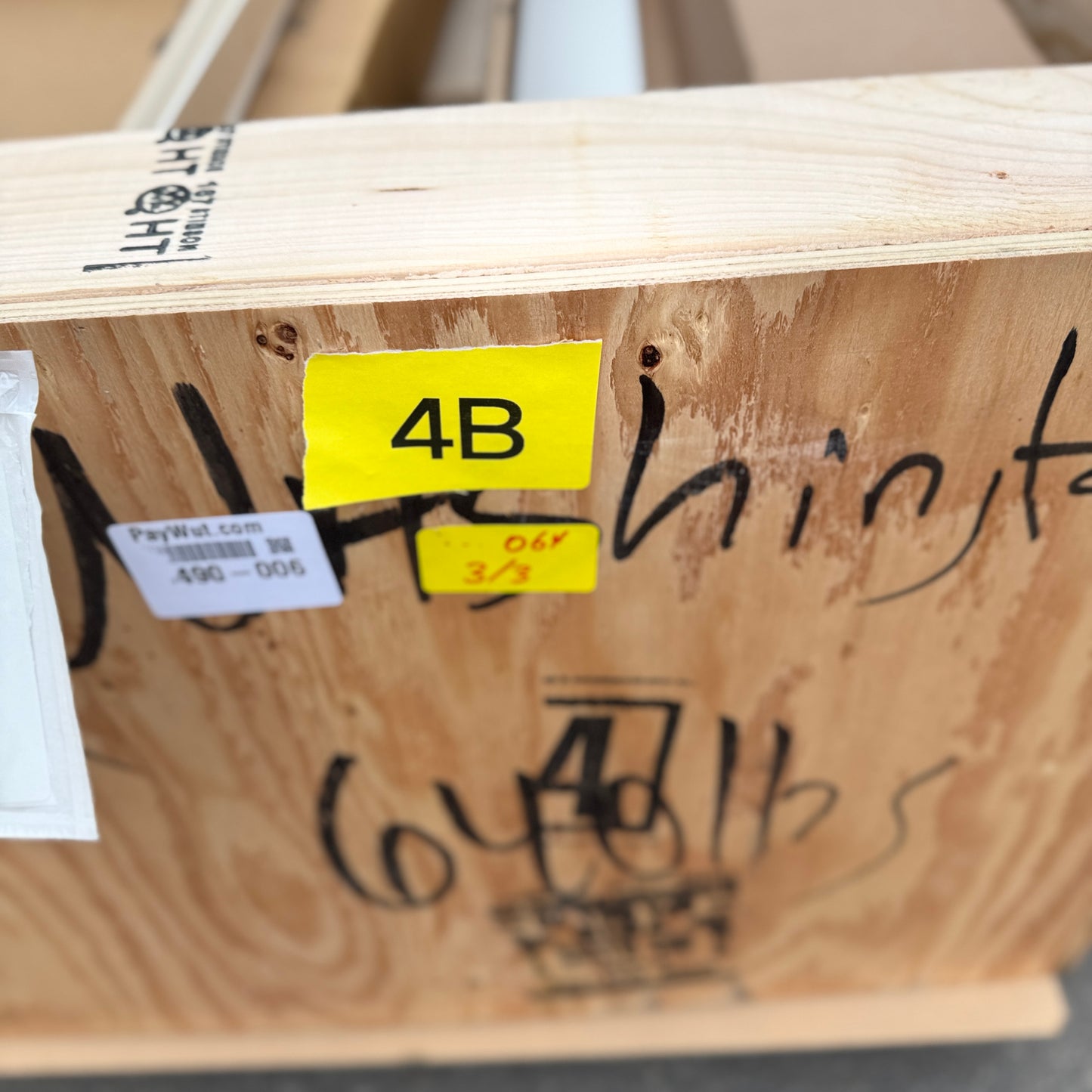 ZA@ Pallet of REBORN CABINETS Pressed Wood Cabinetry Parts Black, White (AS-IS)