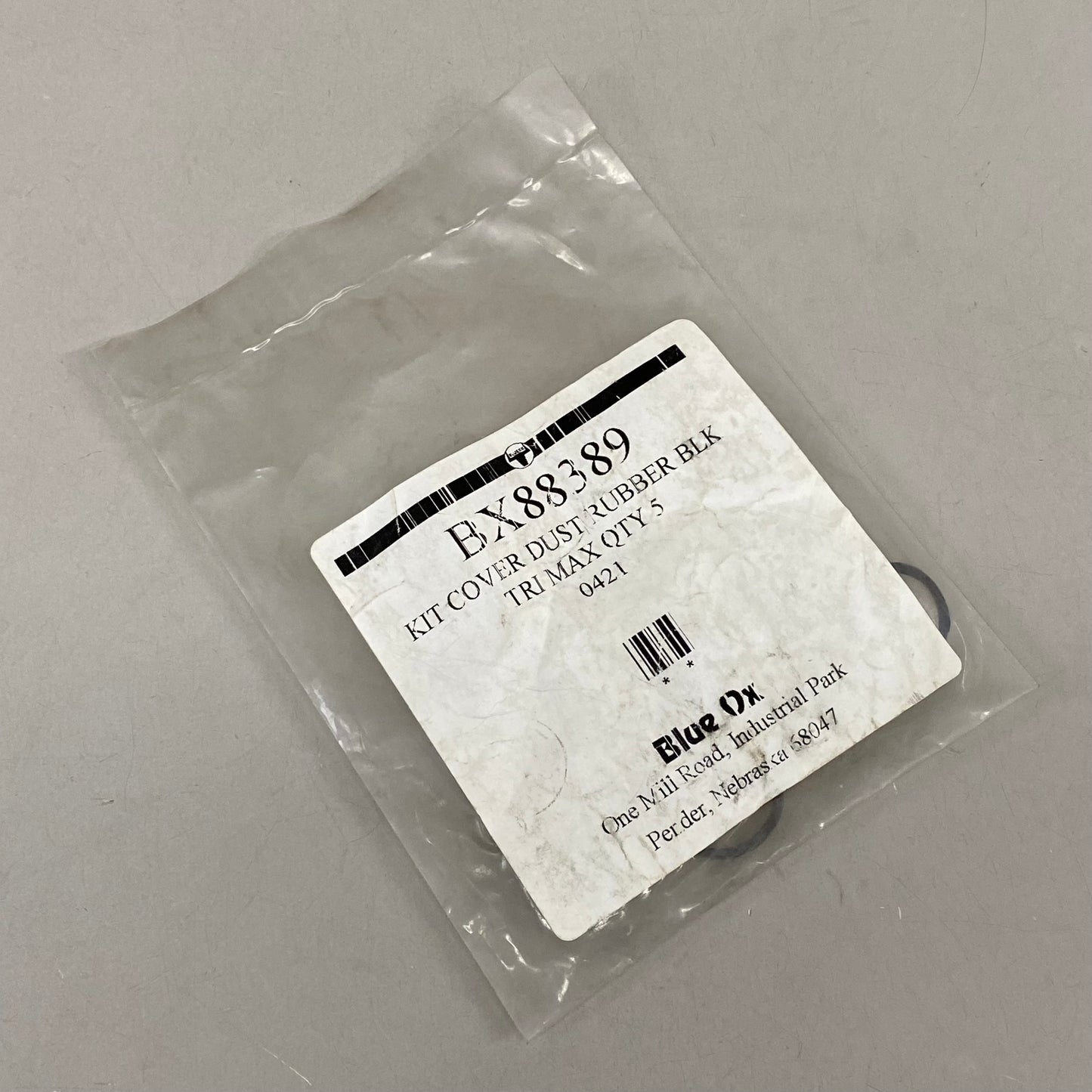 BLUE OX (5 PACK) Tri Max Rubber Dust Cover Kit Black BX88389 (New Other- Distressed Packaging)