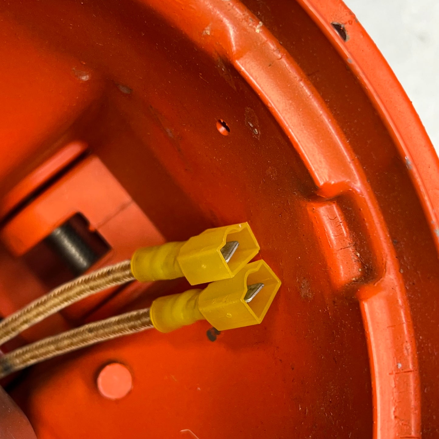 FLIGHT LIGHT Lampholder Kit Made For Department Of Transportation Orange PAR56