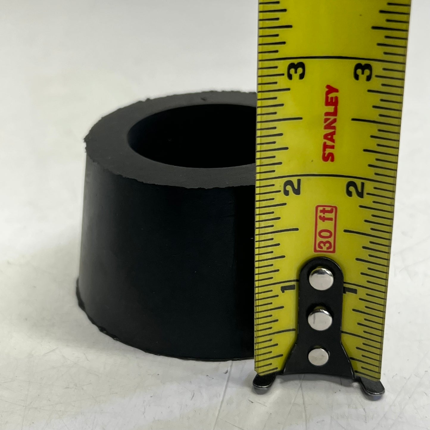 RAHCO RUBBER Bushing Single Hole Neoprene Rubber, Cable Range 1.688-1.812 Form Size 7 1.8" Hole Black SRB-729