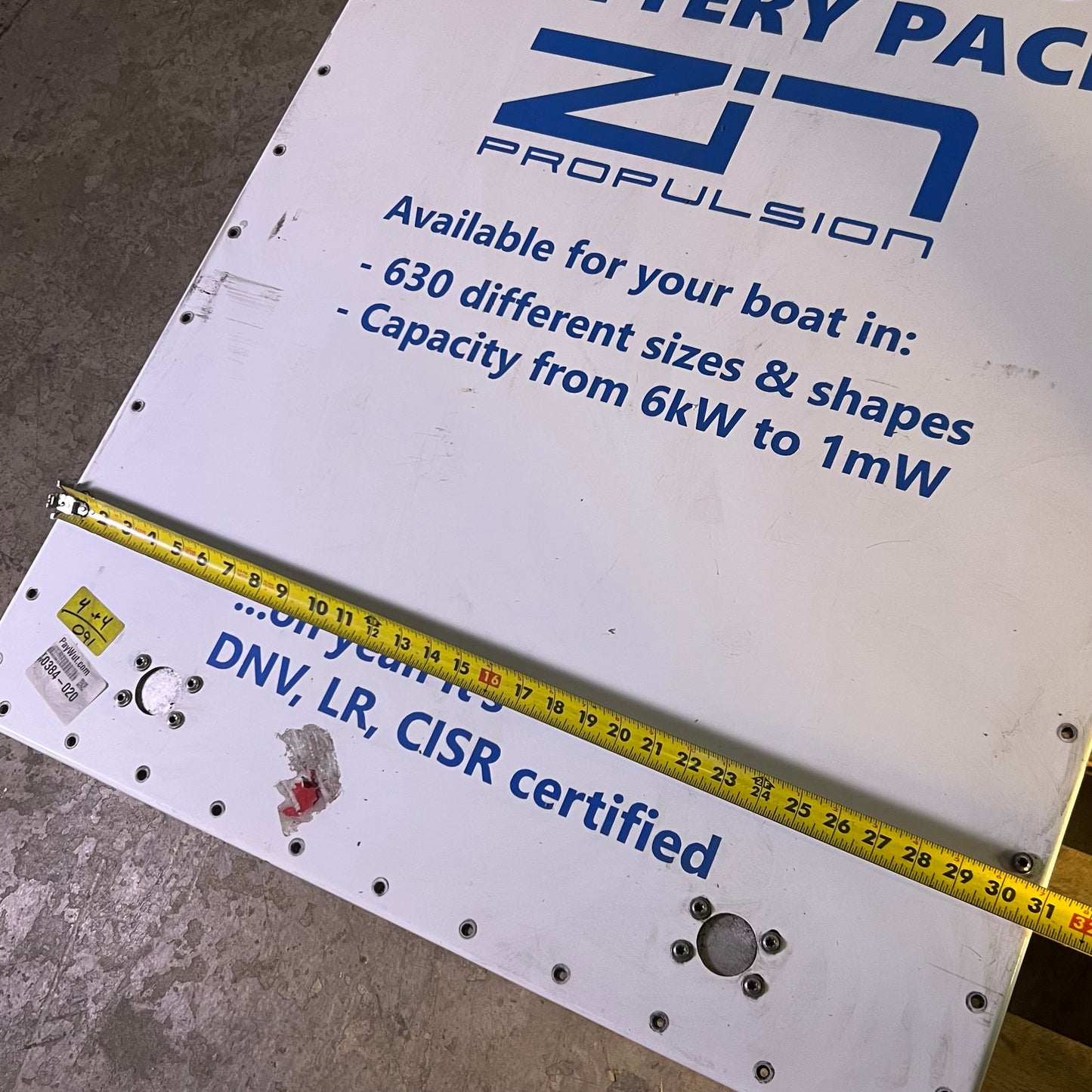 ZA@ Pallet of ZIN BOATS Electric Boating Space Station 31"W x 17"L x 46"H White (Used, Battery not Included)