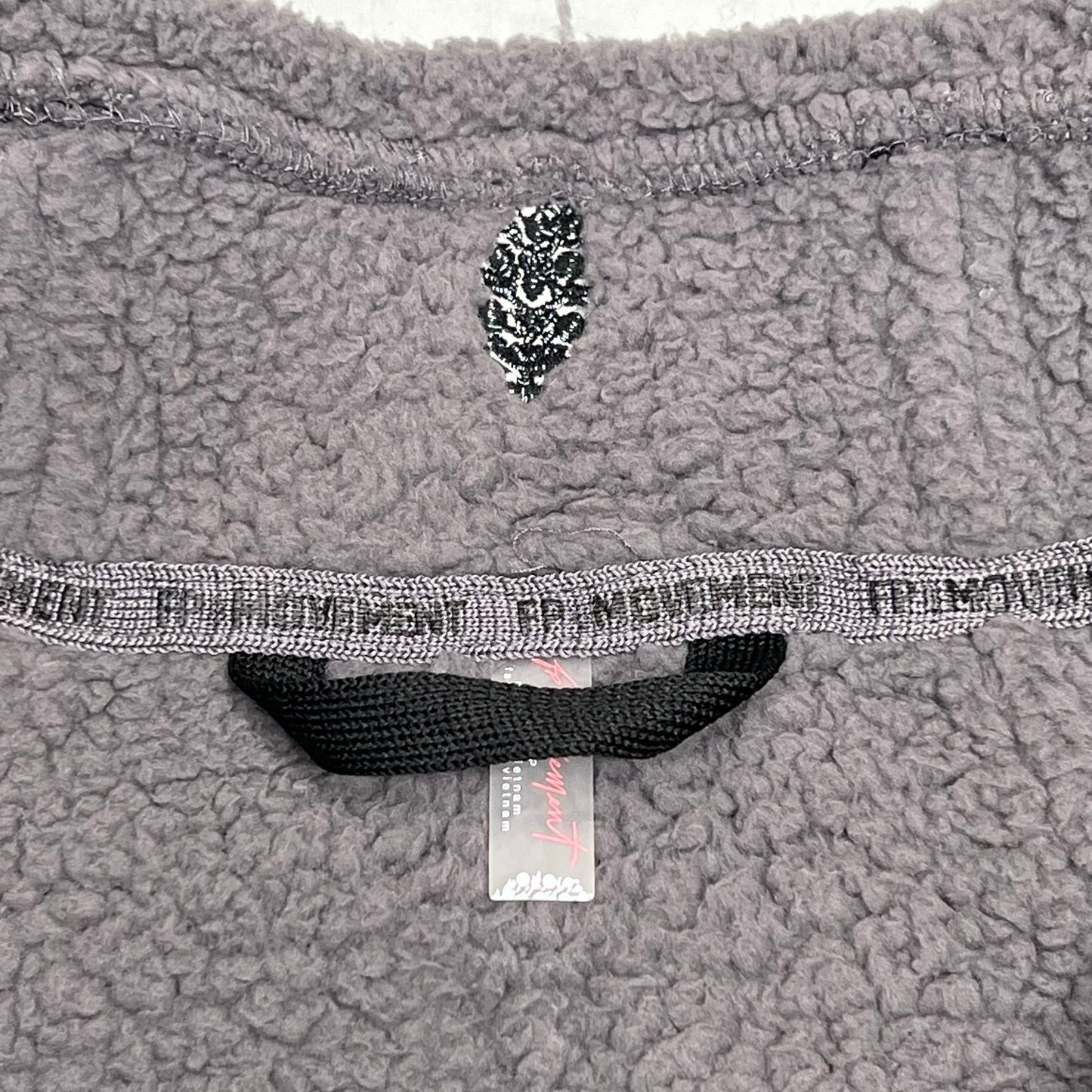 FP MOVMENT Mountain High Half Zip Fully Seam-Sealed Women's Sz XS Gunmetal Combo