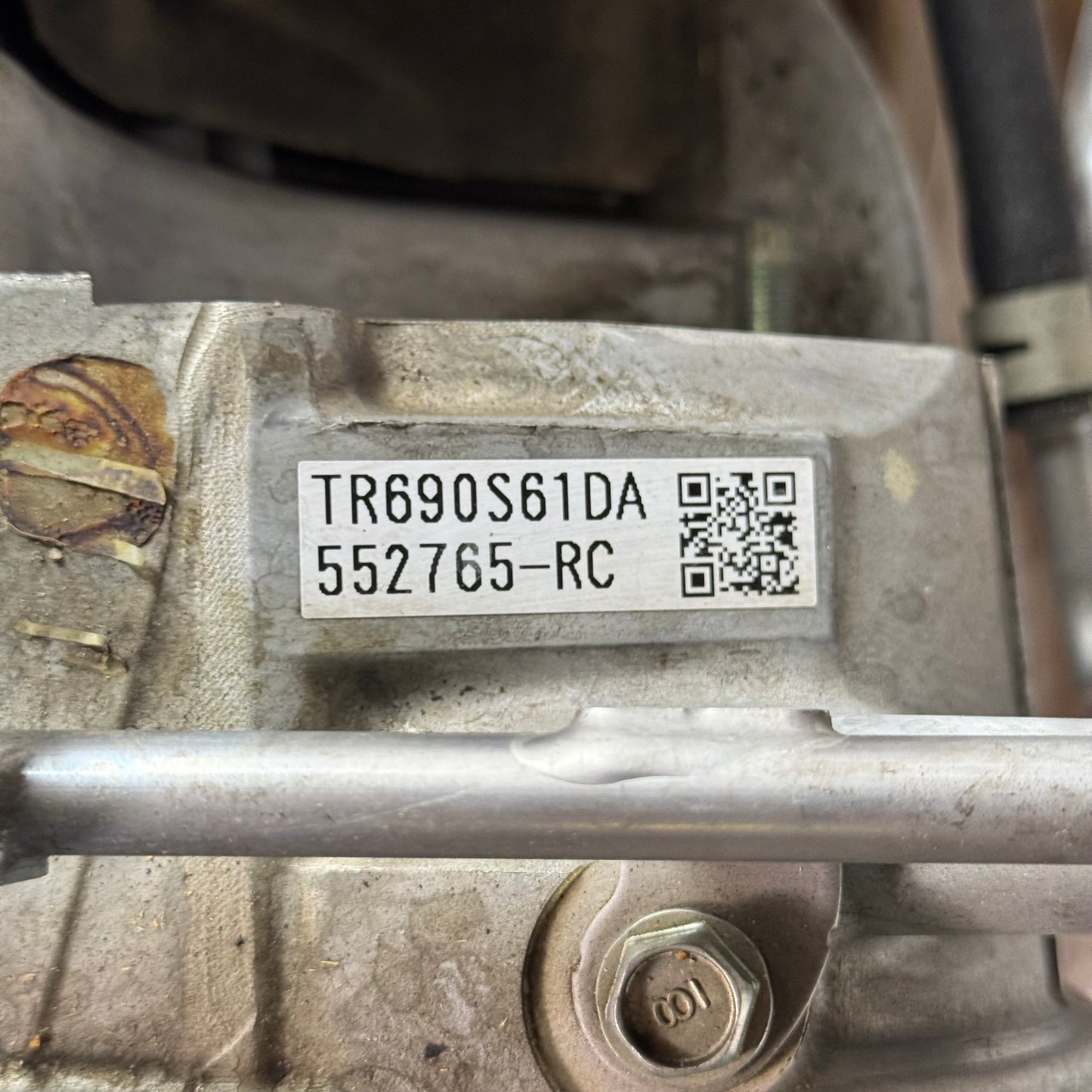 SUBARU Automatic Transmission 40" L x 21" H, Grey TR690S61DA (AS-IS, Used)