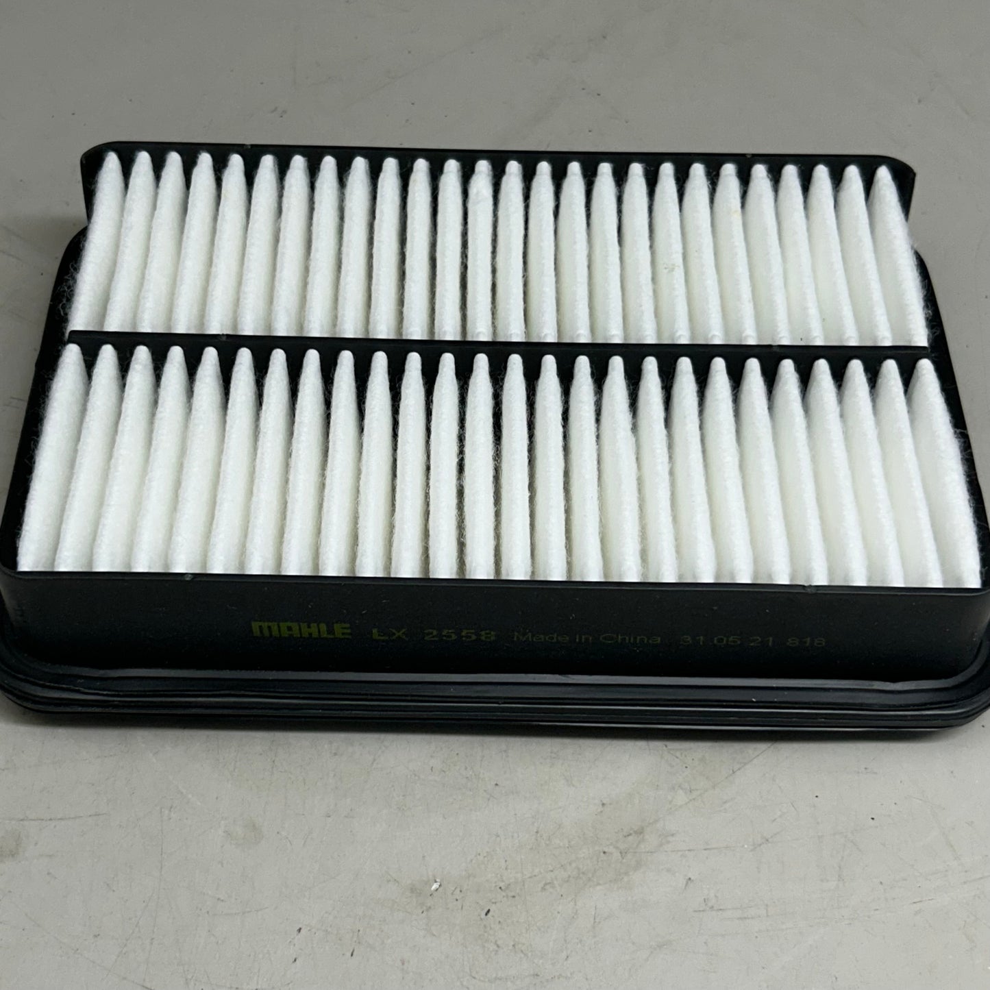 MAHLE Air Filter Replacement Part For Toyota LX2558