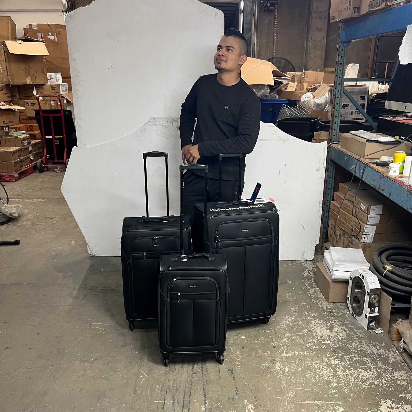 DEJUNO (3 PACK) Lightweight Expandable Spinner Luggage Suitcase Set Black 2302DJBF