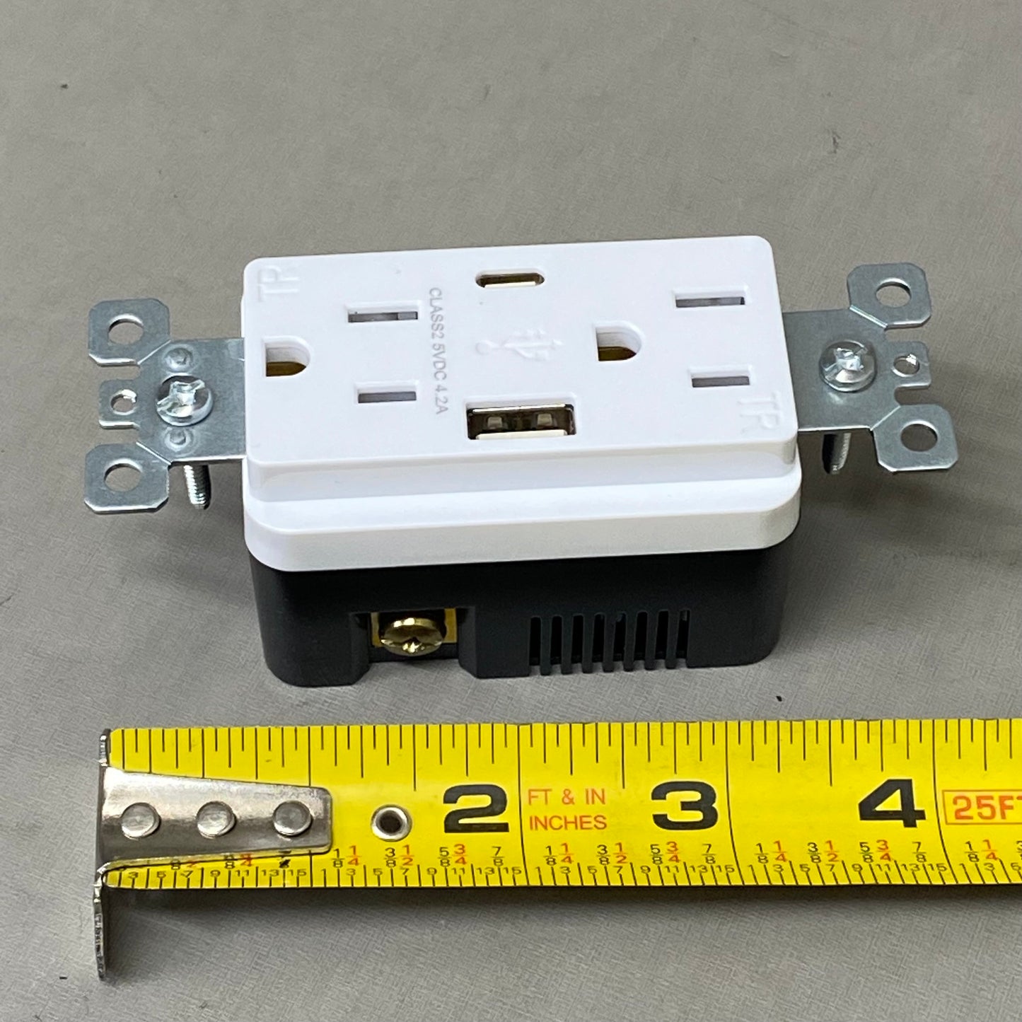 ELEGRP High Speed Duplex USB Receptacle 4.57"x1.93"x2.8" White R1615D42AC-WH