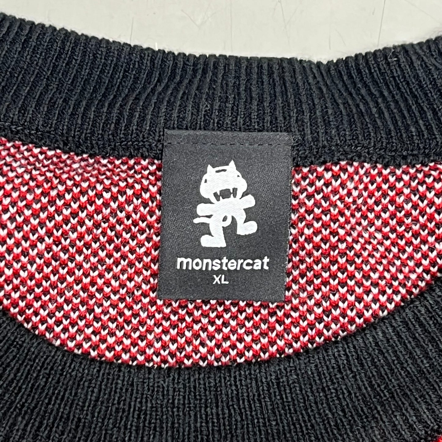 MONSTERCAT Records Holiday Intarsia Pullover Sweater Men's Sz XL Deep Red/Black