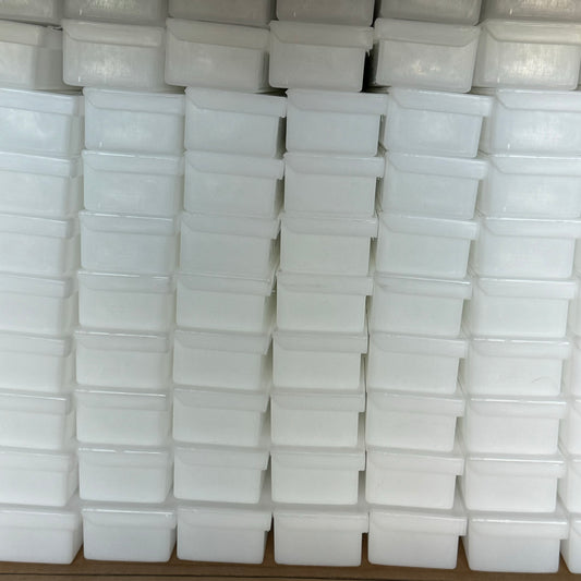 CGS INC Plastic White Storage Cases 99 Pack 20”Lx2”Wx1 1/2”H Plastic