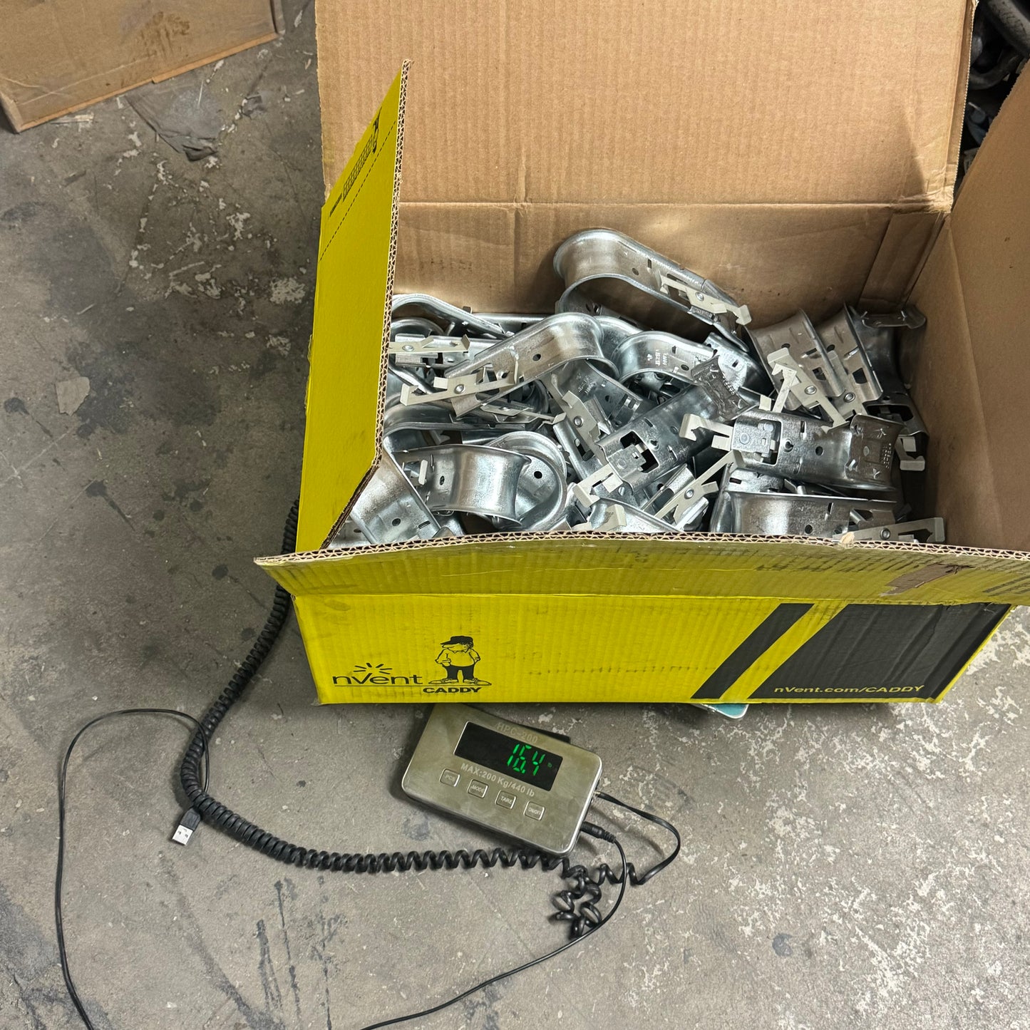 NVENT CADDY (50 Pcs) J-Hook Sz 3/8” Rod 1/8” Through 7/16” Flange CAT32HP4Z34