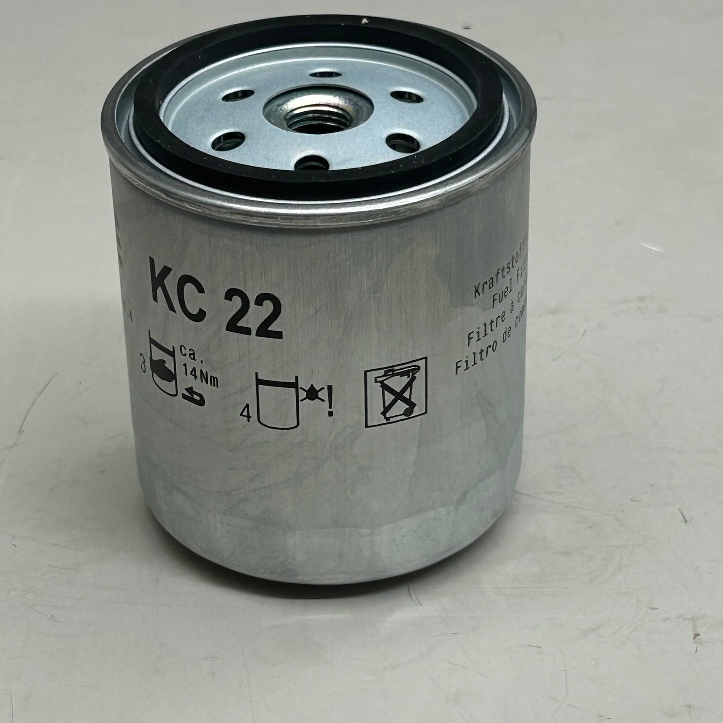 MAHLE Fuel Filter Replacement Part For Mercedes-Benz KC 22