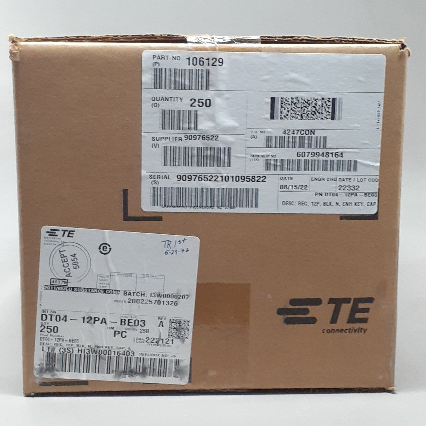 TE CONNECTIVITY 10 Pk ENH Key Cap Housing for Male Terminals DT04-12PA-BE03 (New)