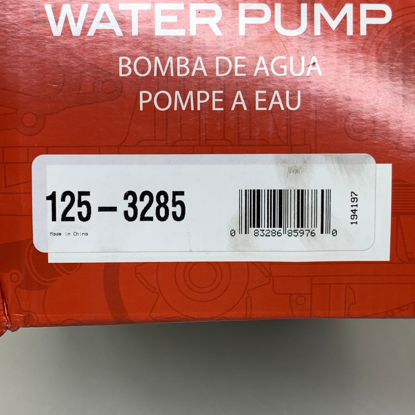 GMB Engine Water Pump for Mobility/Ford Vehicles 194197 125-3285