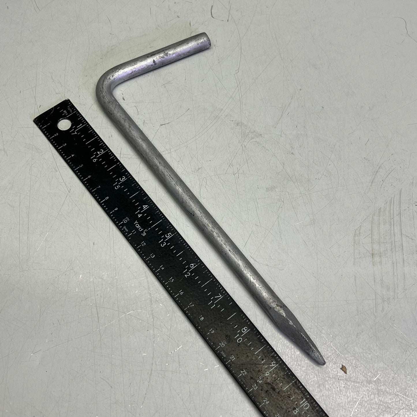 ZA@ (10 PACK) Galvanized Steel L Stakes 9.5" Long Silver