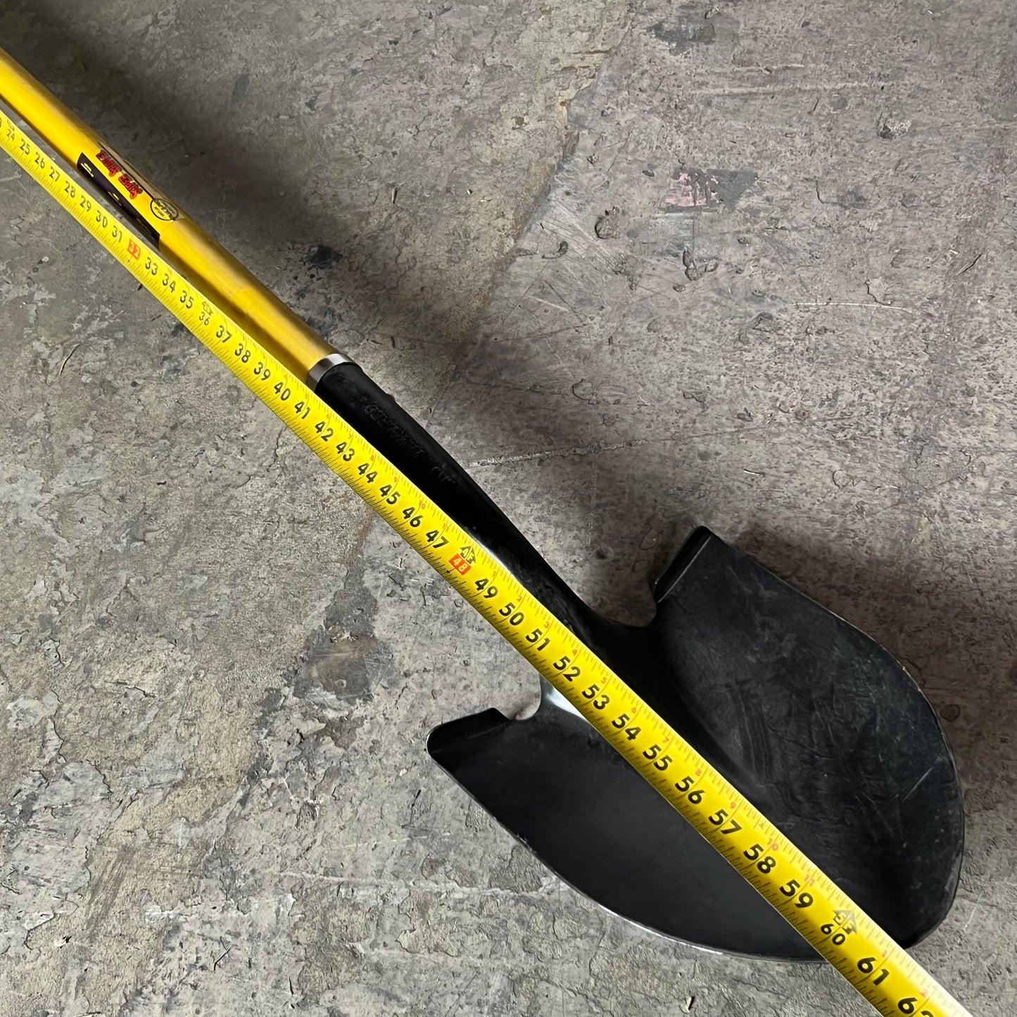 PLUMB-PRO Handle Round Point Super Shovel Sz 48", Yellow & Black 283