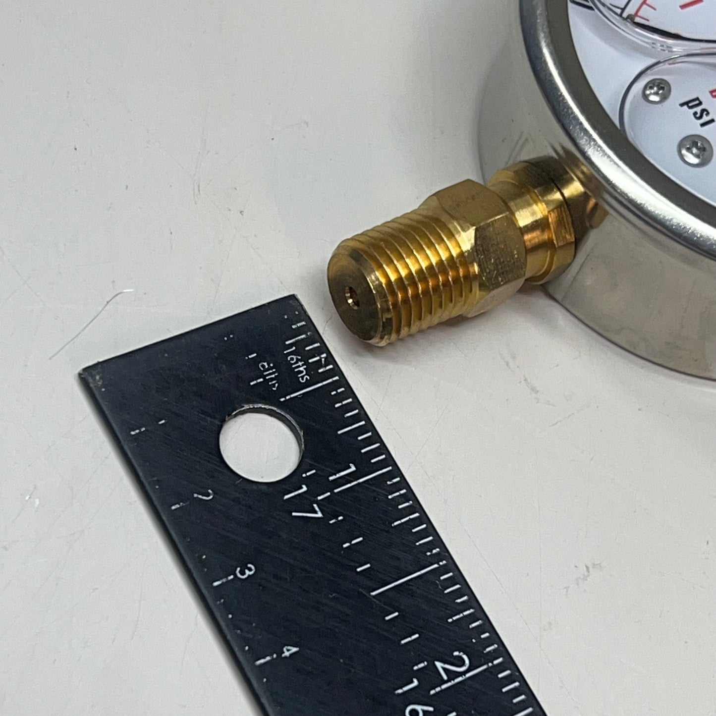 DYNAMIC FLUID COMPONENTS Stem Mount SS Pressure Gauge 100 PSI 1/4" NPT CF1P-007A