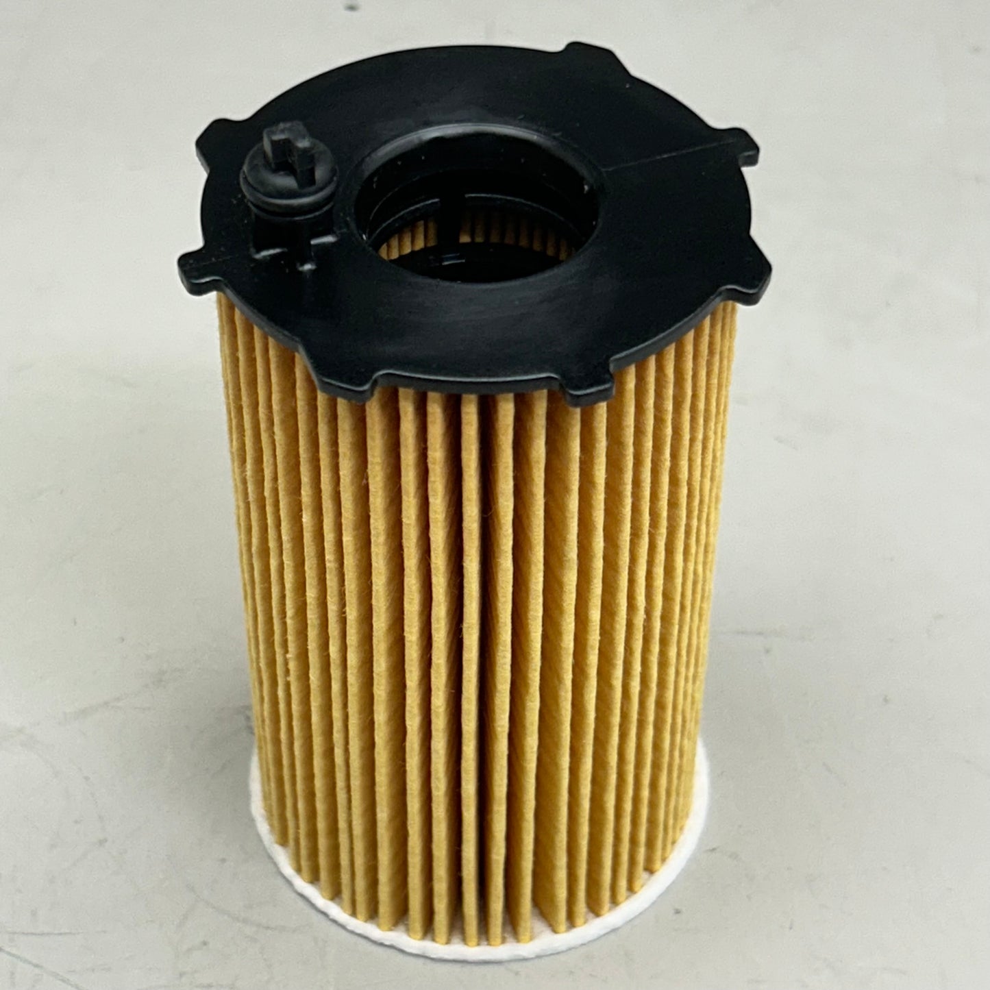 MAHLE Engine Oil Filter Replacement Part For Hyundai OX 417D