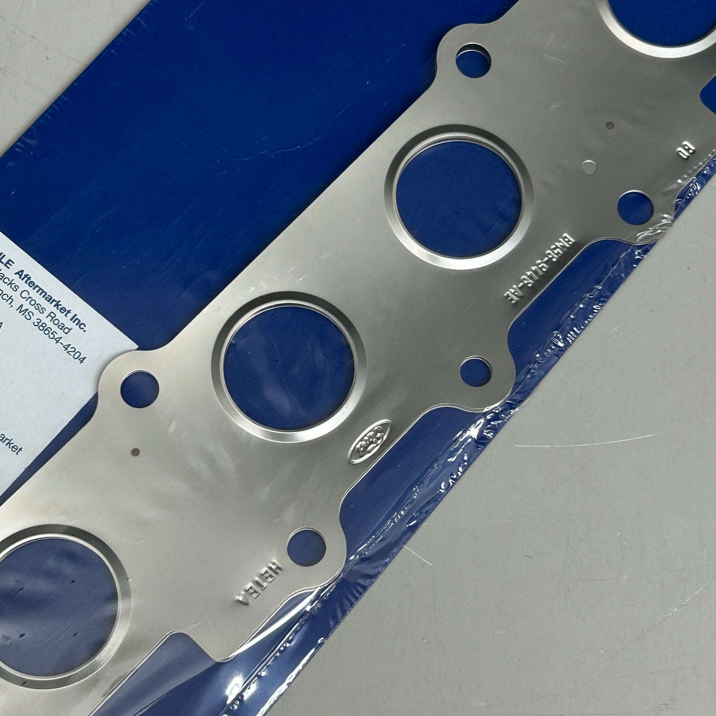 MAHLE Exhaust Manifold Gasket Replacement Part For Ford MS19968