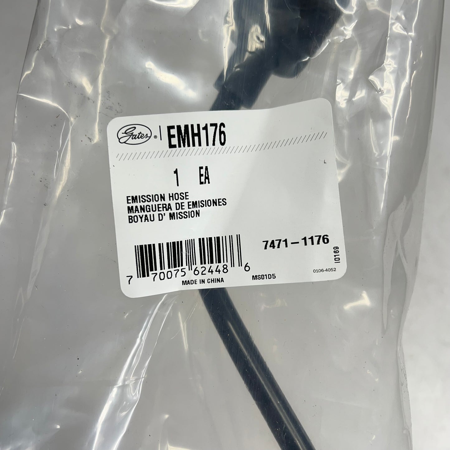 GATES Rubber Emission Control Ventilation Hose 17-3/4" Length Black EMH176