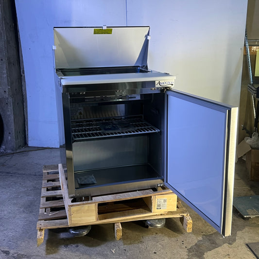 ZA@ AVANTCO 27" 1 Door Refrigerated Sandwich Prep Table 178APT27HC (New Other, Minor Damage)