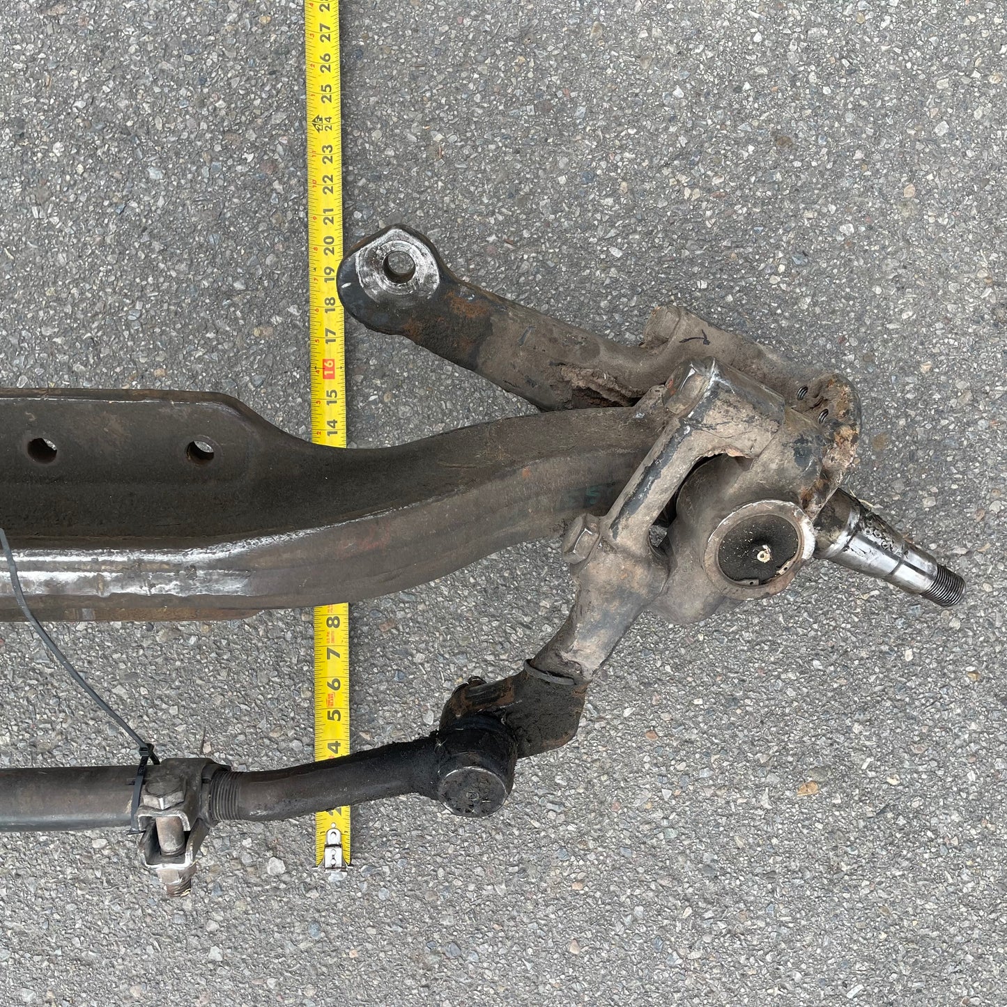 ZA@ Pallet of MIXED Rear Axle (USED)