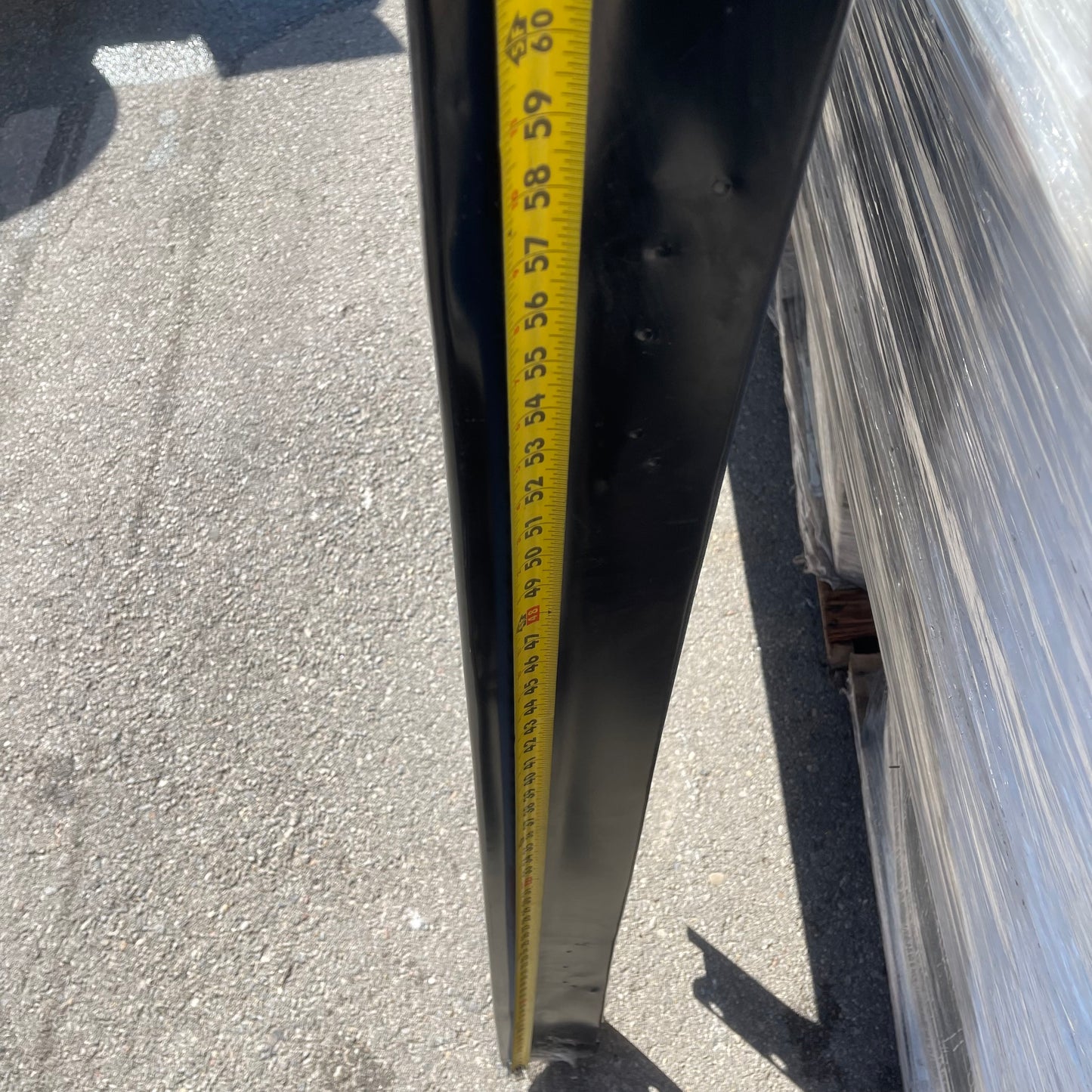 ZA@ Pallet of CLASSIC INDUSTRIES Truck Bed Floor Assembly for Ford F-series & Bronco 1973-79 TR11215A (AS-IS)