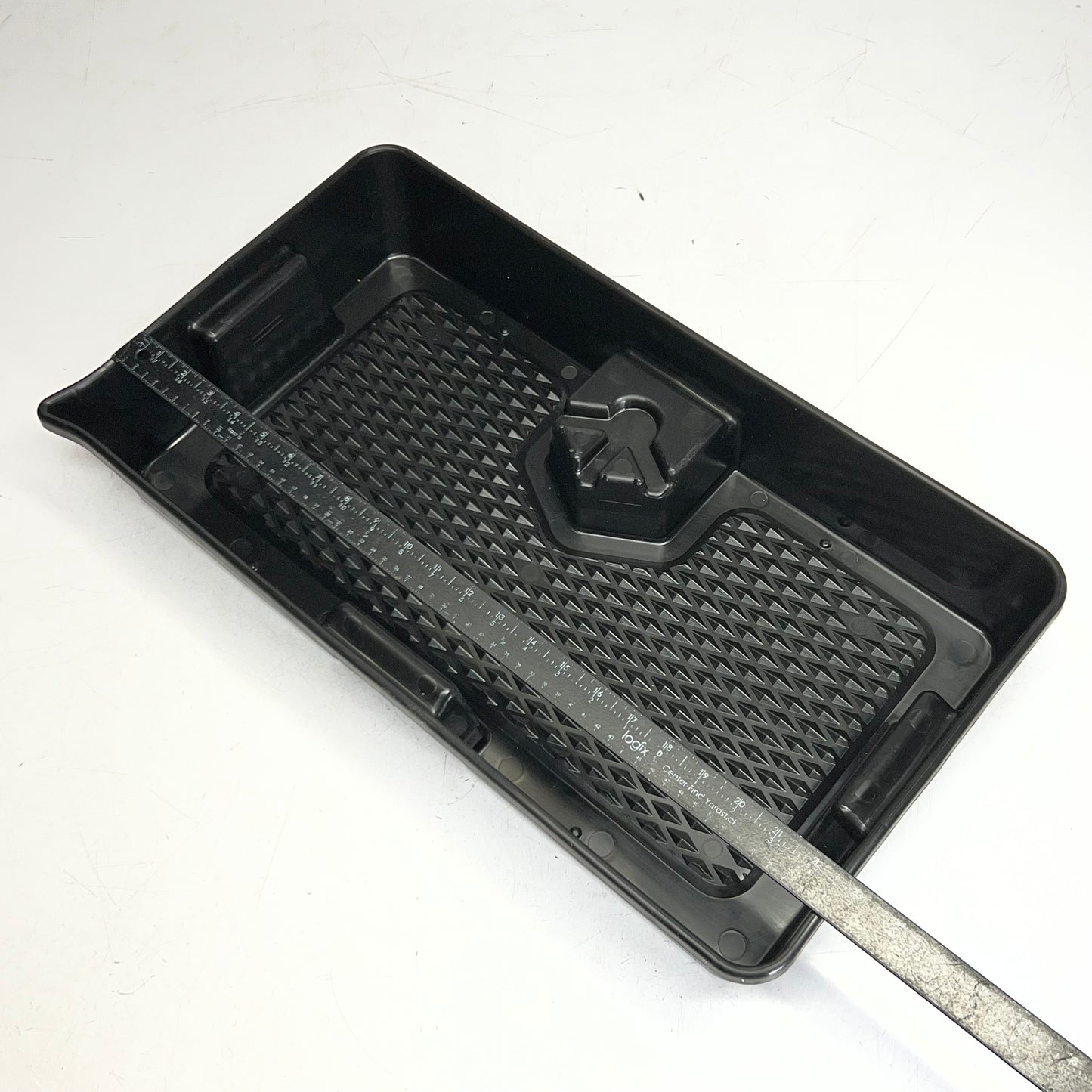 OEM TOOLS 11 Qt Drain Pan, Black 87312
