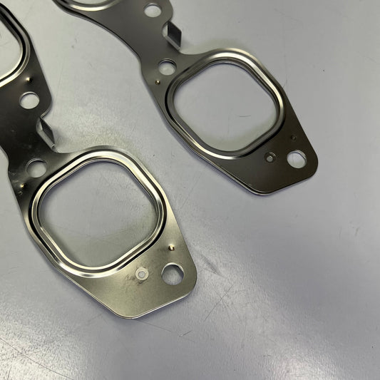 (PAIR) International Exhaust Manifold Gaskets 7.4/8.1L-T Chrome 33500014