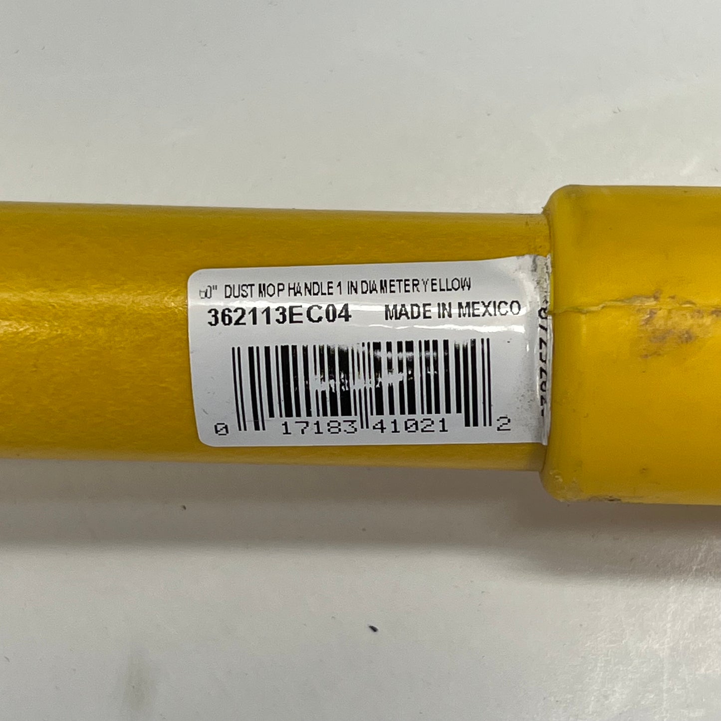 ZA@ CARLISLE (2 PACK) Fiberglass Dust Mop Handle W/ Clip-on Connector 60" Yellow 362113EC04 (As-is)