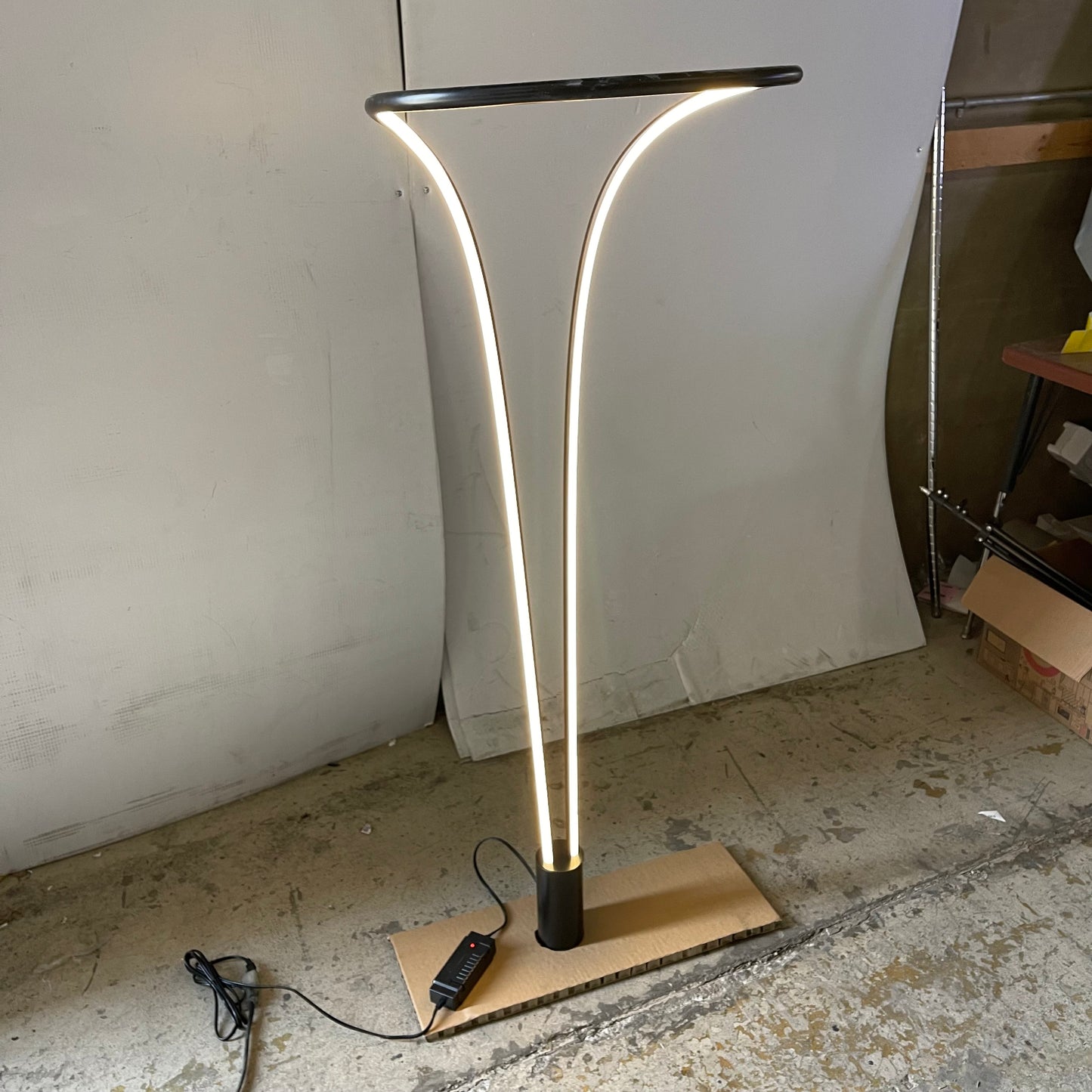 ARTCRAFT Cortina LED Floor Lamp Fixture 33W LED 3000K 120V AC7589BK