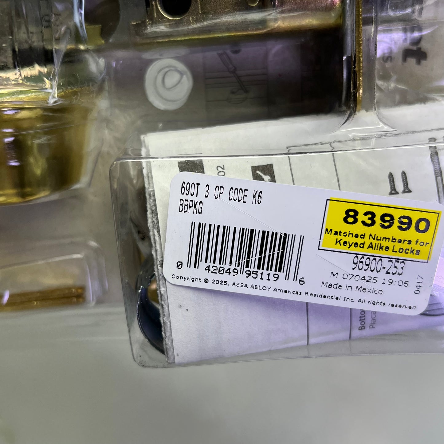 KWIKSET Tylo Polished Deadbolt & Passage Knob 1-3/4" Polished Brass 96900-253