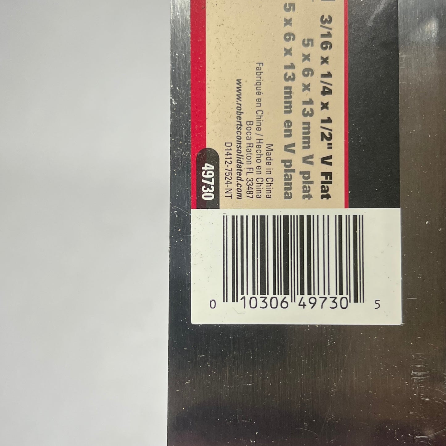 ZA@ ROBERTS Wood Adhesive Trowel 3/16 x 1/4 x 1/2" V Flat Tan 49730