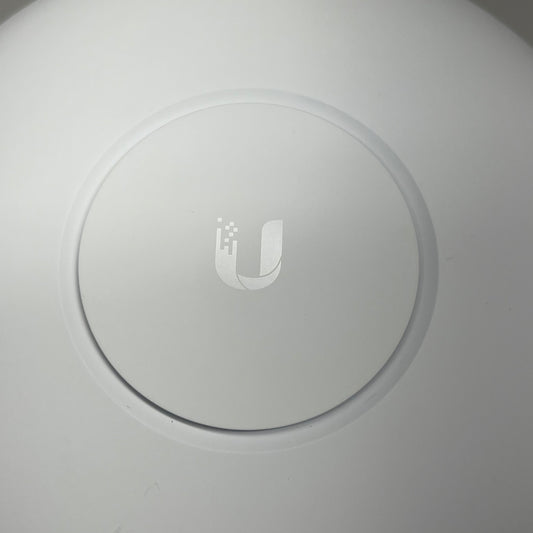 UBIQUITI NETWORKS Unifi Reliable Wi-fi Dual Gigabit Ethernet UAP-AC-PRO (Used)