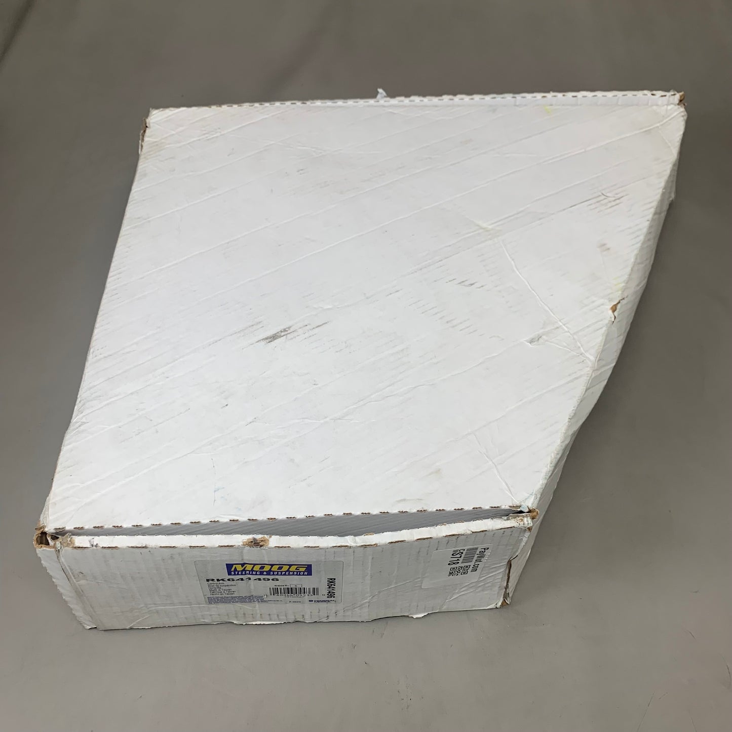 MOOG Suspension Control Arm & Ball Joint Assembly for Chevrolet SSR RK641496