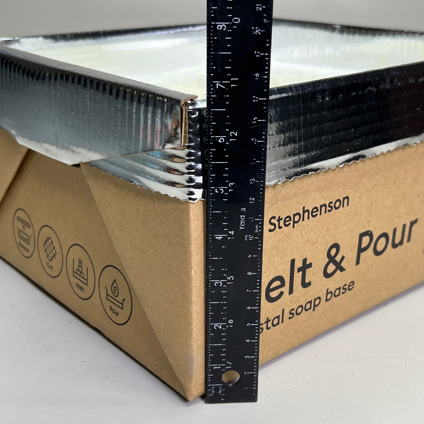 STEPHENSON Melt & Pour Crystal Clear Soap Base Sz 12" L X 11" W X 6.5" H