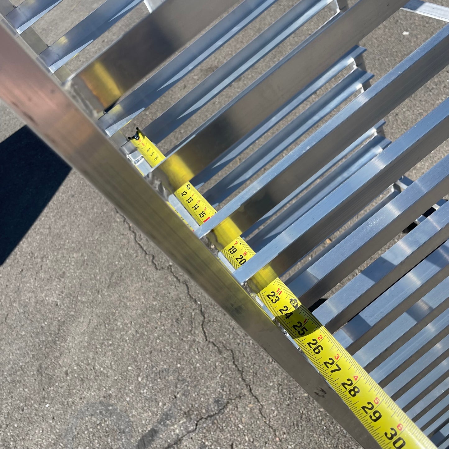 CHANNEL Donut Screen Rack 23"x24"x63" Aluminum 548A (B)