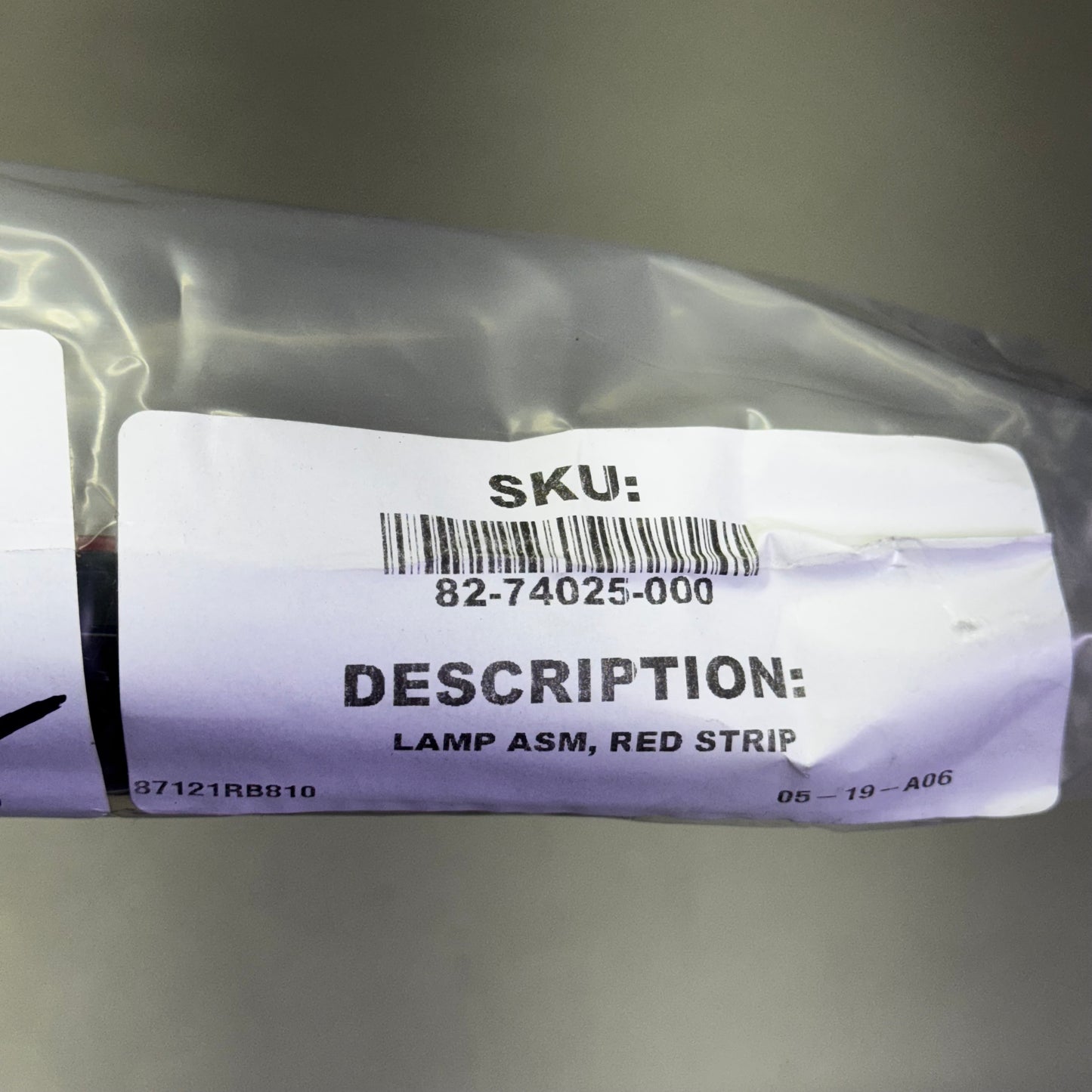 DIALIGHT 12V Thin Stop / Brake Light 18"L Red 87121RB810