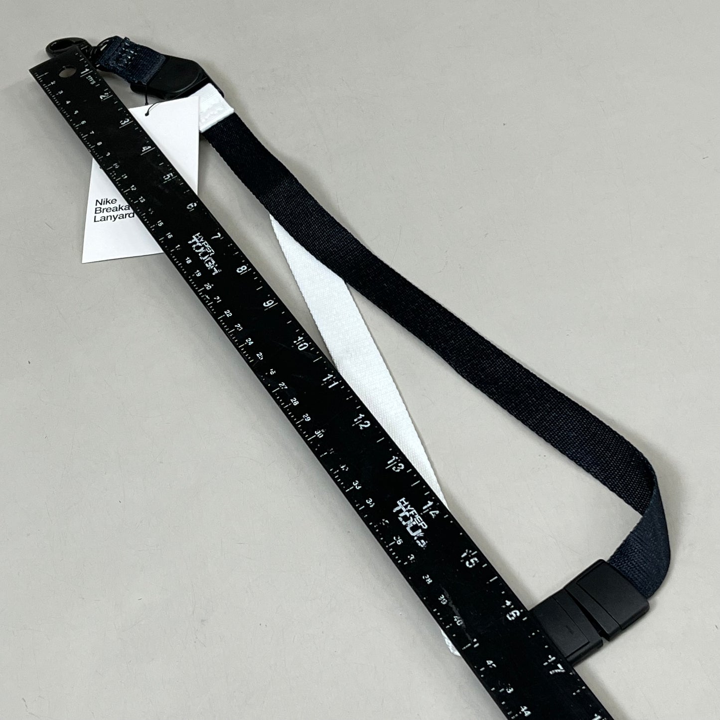 NIKE (2 PACK) Unisex Breakaway Lanyard 19" x 1" Black & White 89371
