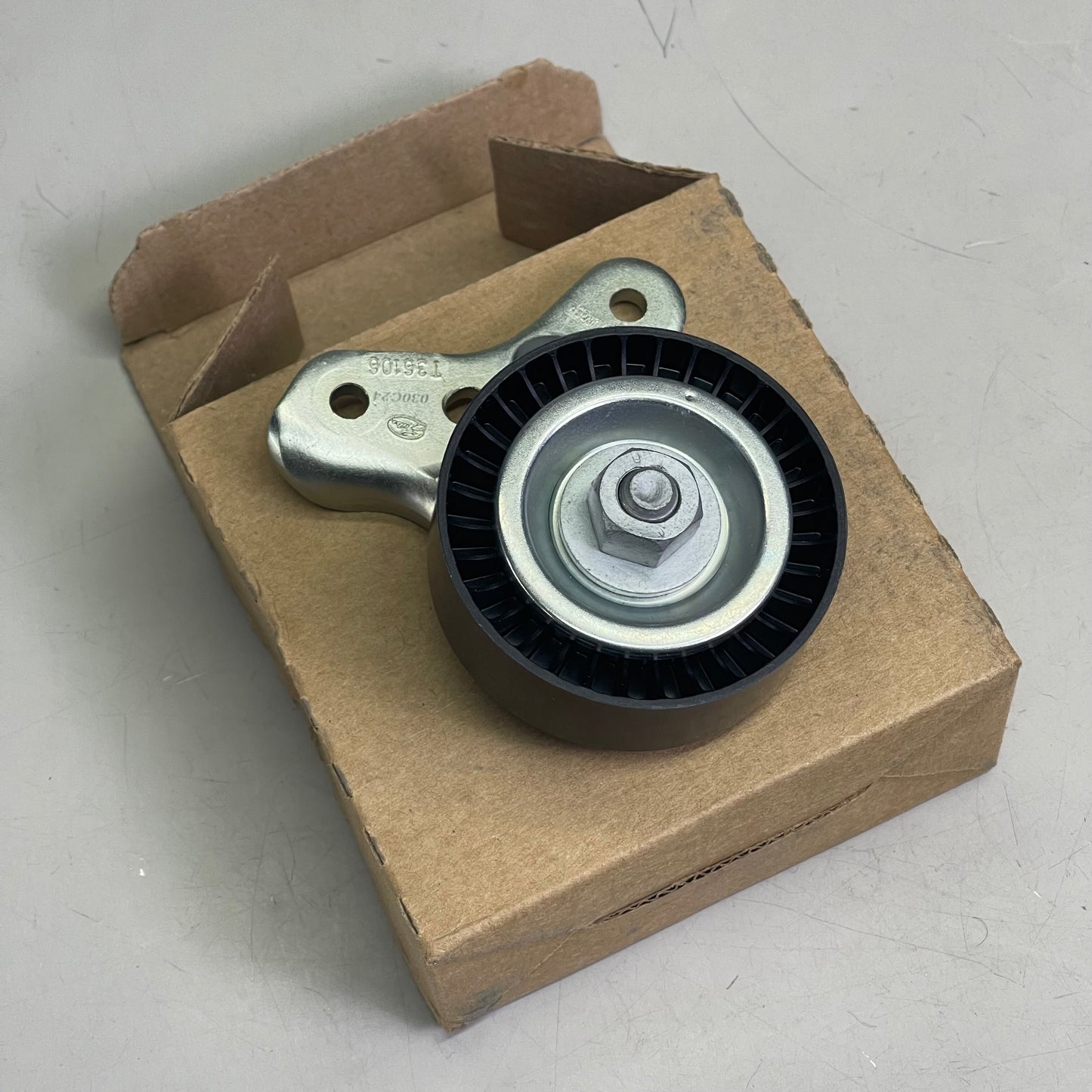 MURRAY Idler Tensioner Pulley Heavy-Duty Thermoplastic for Audi Volkswagen 2330143