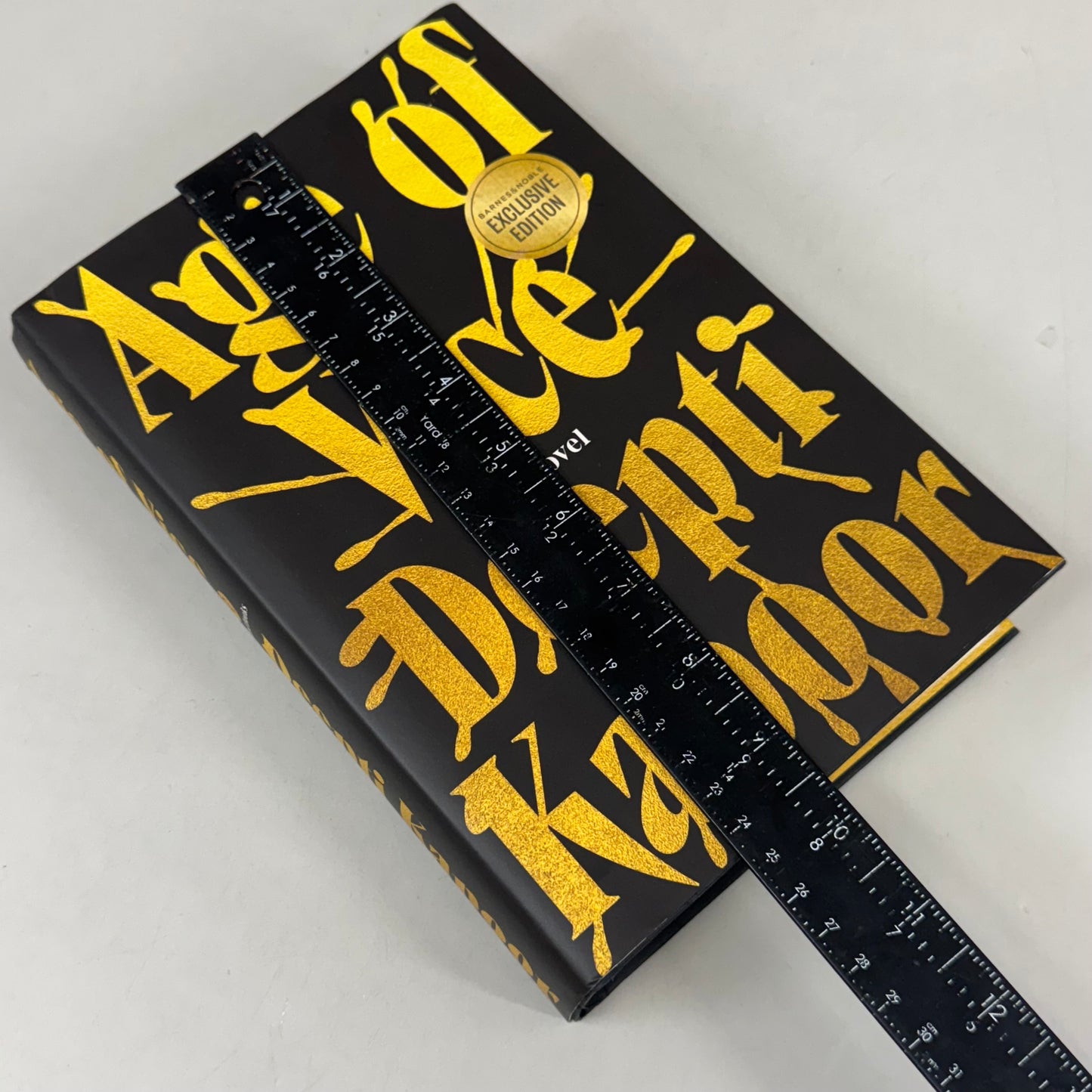 PENGUIN RANDOM HOUSE Deepti Kapoor; Age Of Vice Exclusive Edition 560 Pages