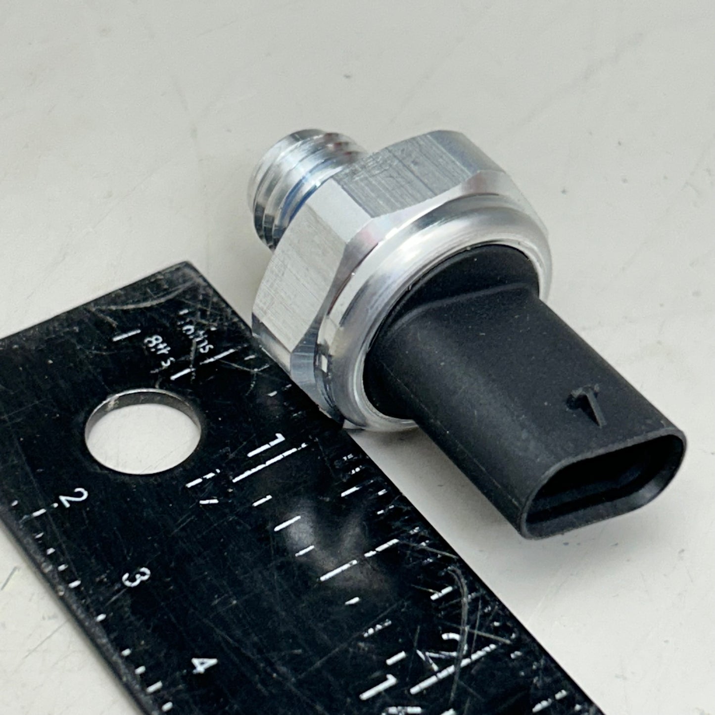 CARQUEST Oil Pressure Sensor For Buick & Cadillac SBC1538