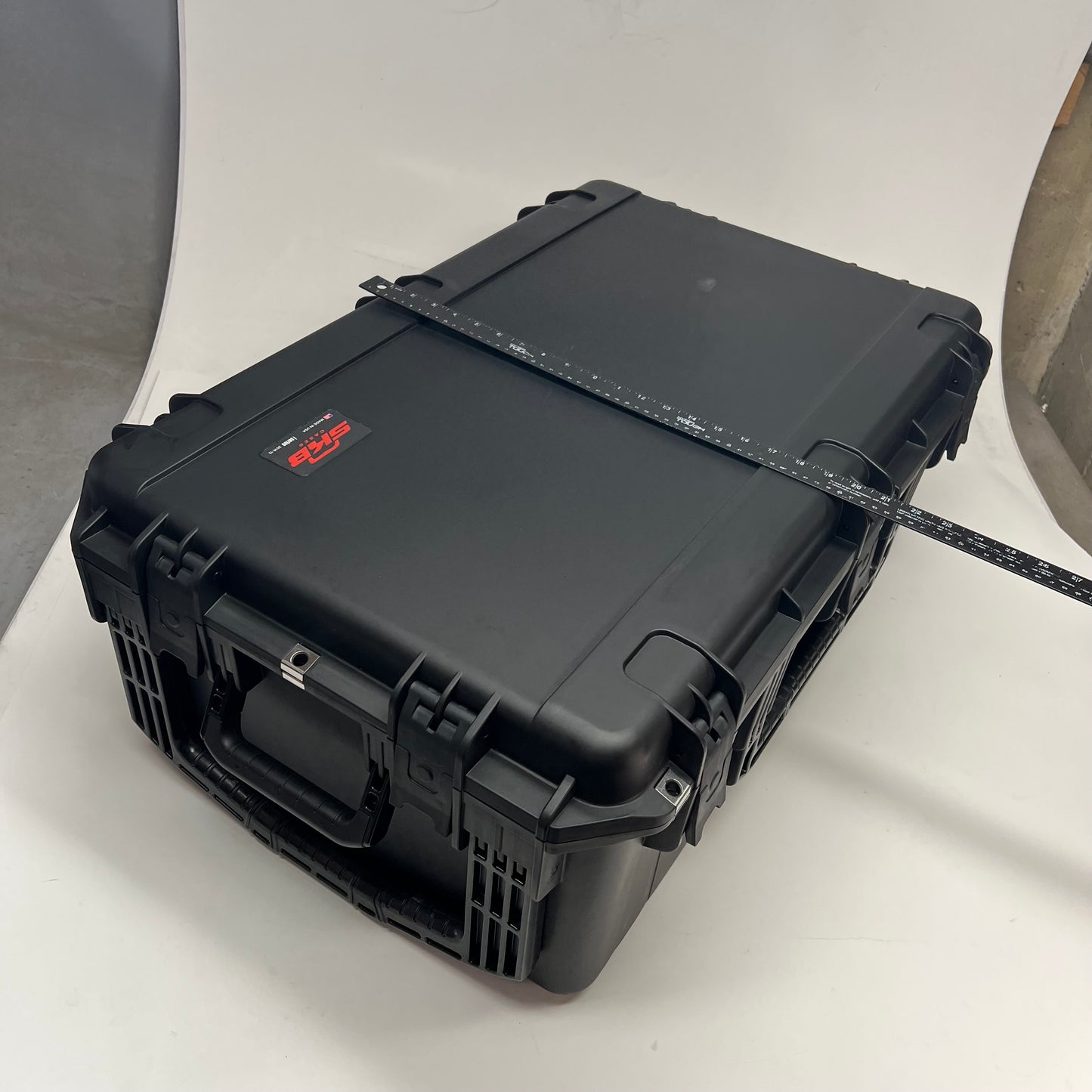SKB I Series Case Ultra High Strength Heavy Duty Handles 33x22x12.75" 301|9-12