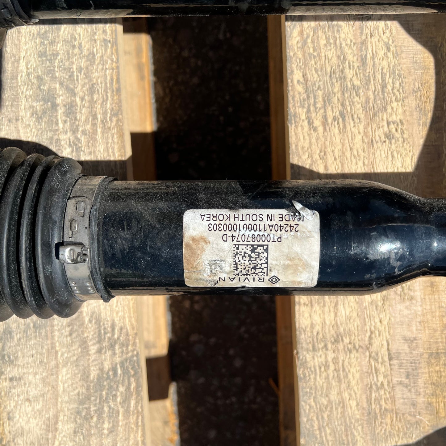 ZA@ Pallet of RIVIAN Assorted Drive Shafts W/ Different Conditions (AS-IS)