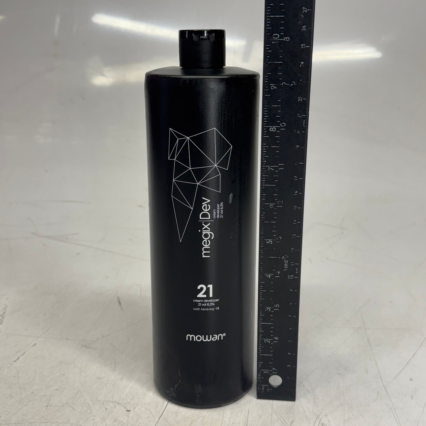 MOWAN MEGIX DEV Cream Developer 21Vol 6.3% with Keraveg-18 33.6 fl oz.