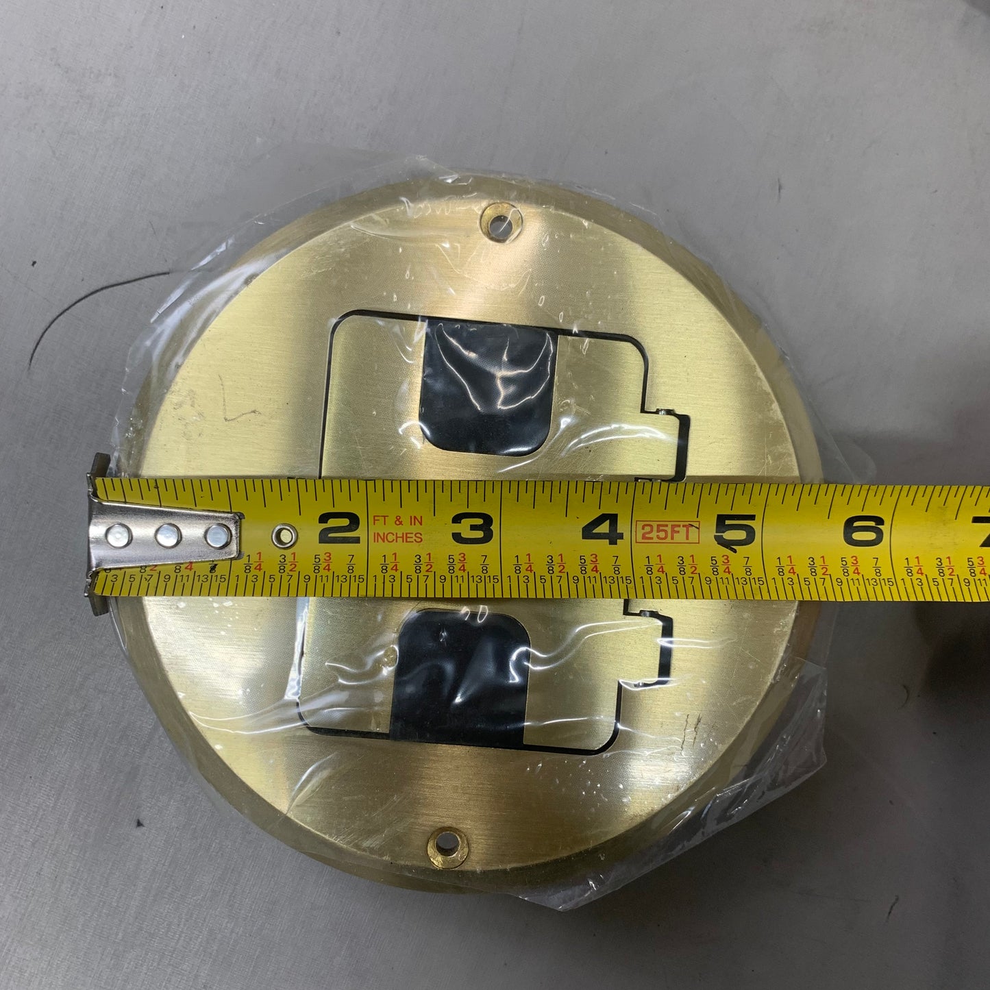 RACO Floor Box Kit Polished Brass 39779162