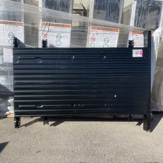 ZA@ Pallet of CLASSIC INDUSTRIES Truck Bed Floor Assembly for Ford F-series & Bronco 1973-79 TR11215A (AS-IS)