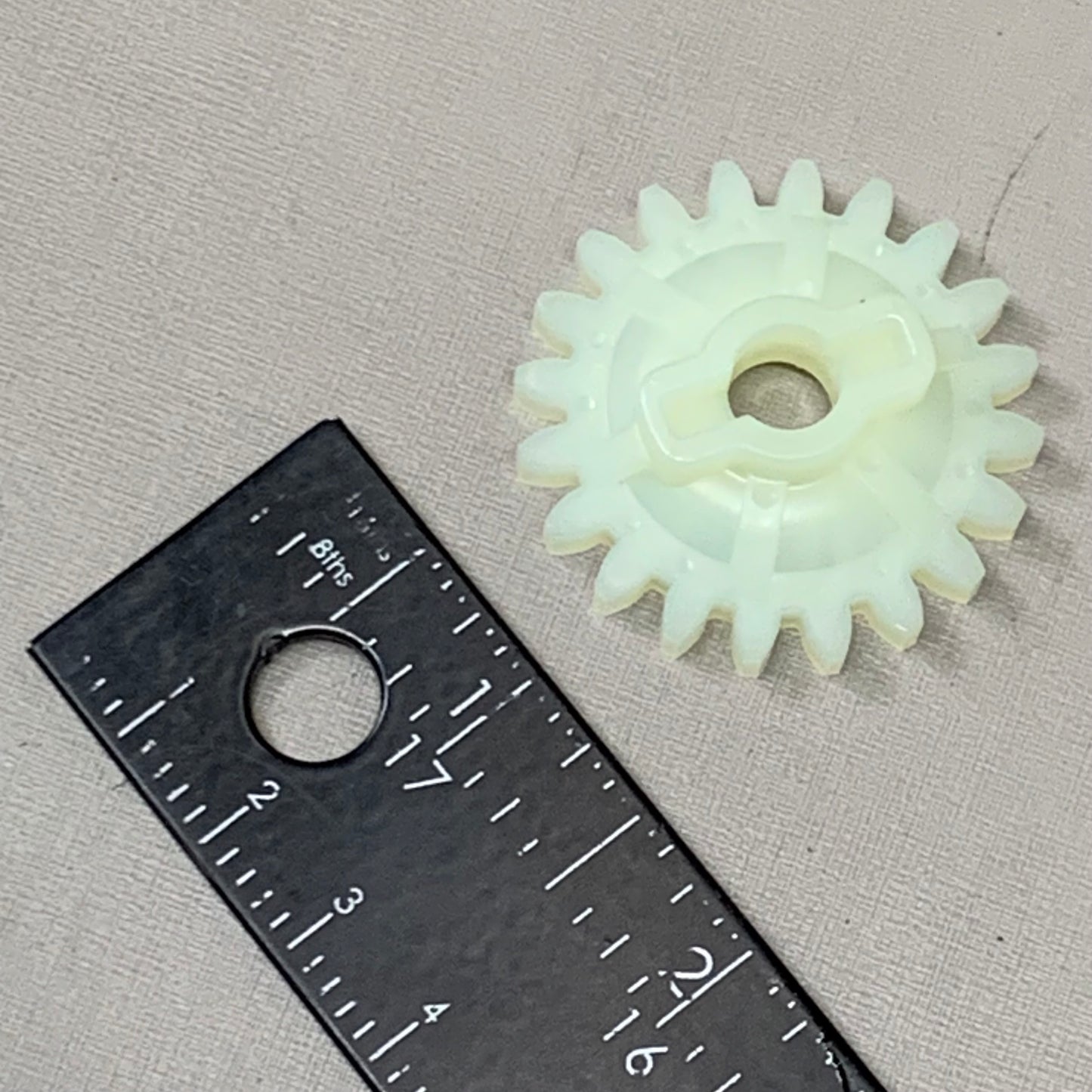 HONDA Oil Pump Driven Gear CBR1000RR CRF150 R CRF150R CRF150RB OEM 15133-MEB-670