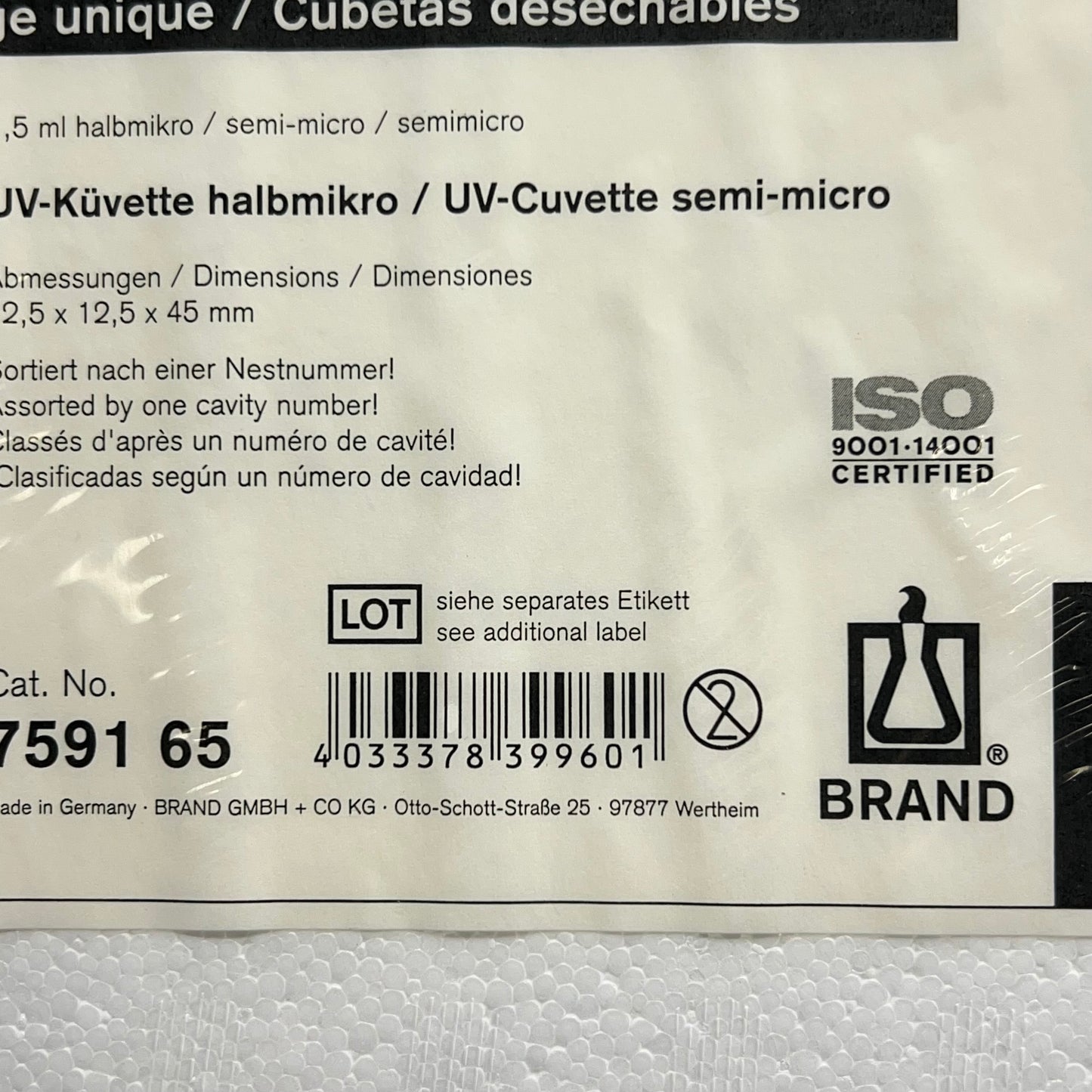 (100 PACK) Disposable Cuvettes UV Semi Micro 1.5ml 12.5 X 12.5 X 45mm 759165