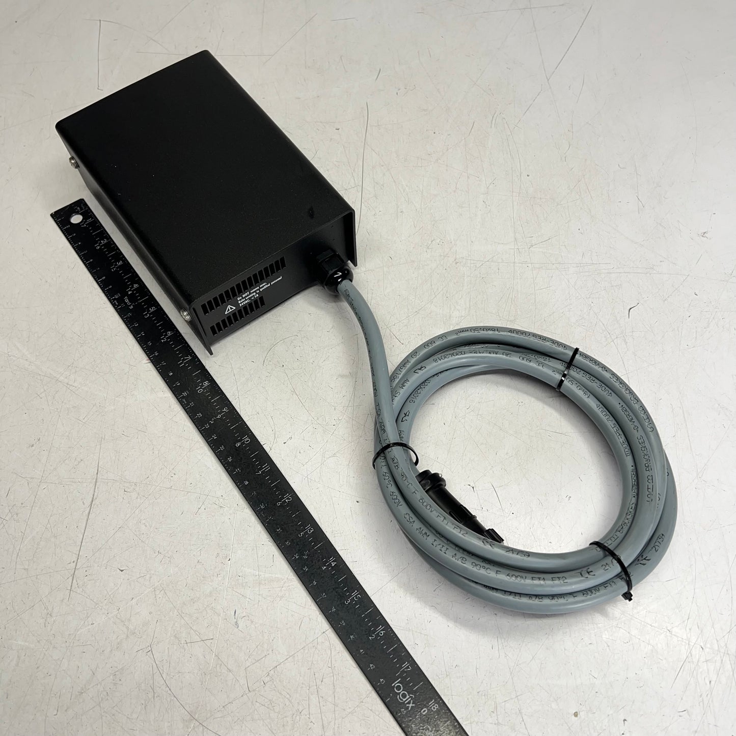 FUJI ELECTRIC Temperature Controller Self Tuning W/ Box & Cord 48x48mm PXF4