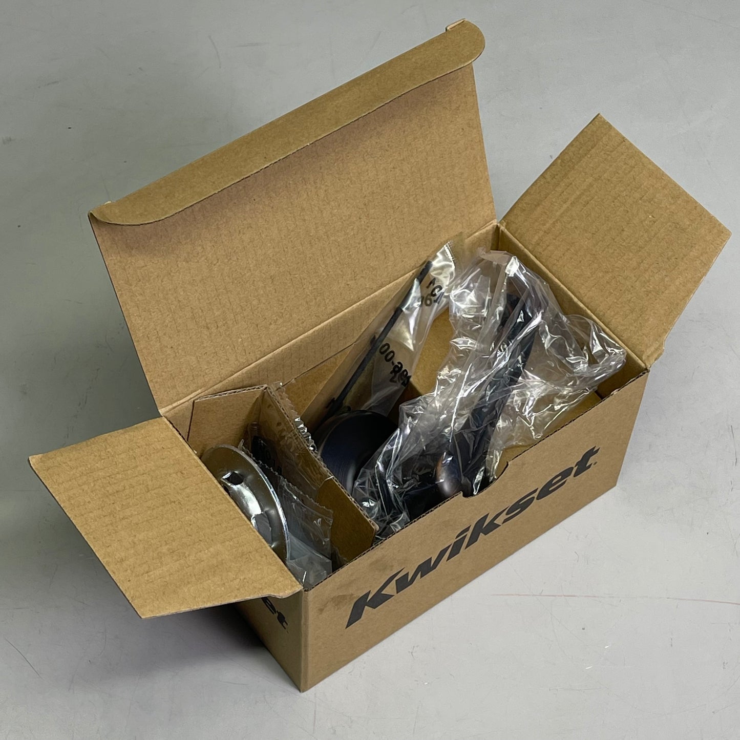 KWIKSET Dorian Interior Passage Lever Door Knob Set Venetian Bronze 99660-251