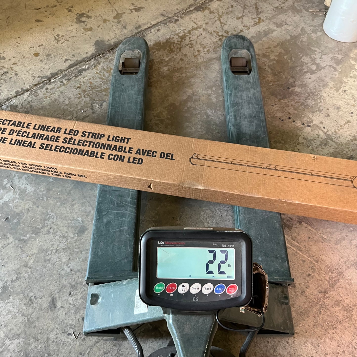 Metalux 8’ LED Strip Light 11100 Lumens 8SLSTPSLC-UNV Selectable